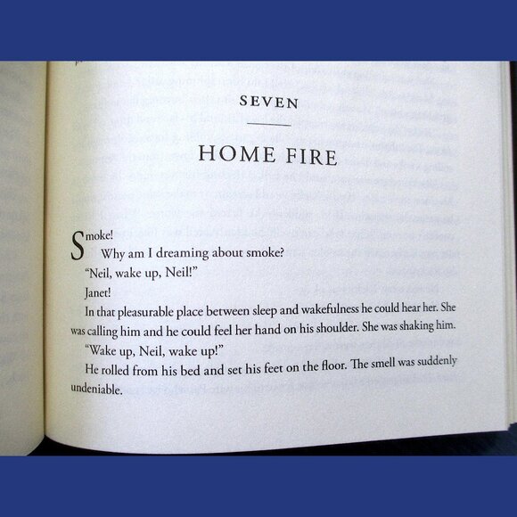 Book - Neil Armstrong: A Life of Flight, by Jay Barbree - Picture 2 of 15